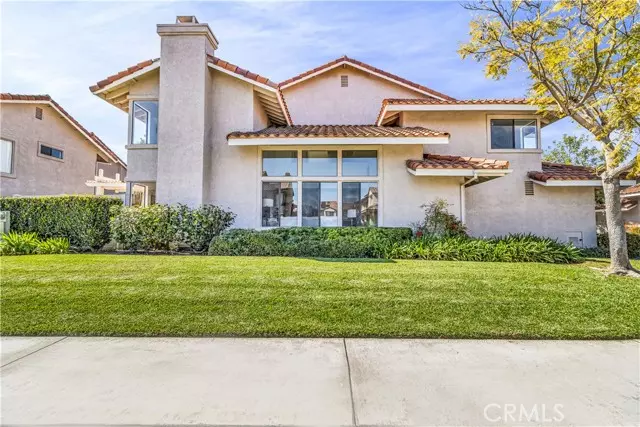 9792 Hampton Court, Fountain Valley, CA 92708