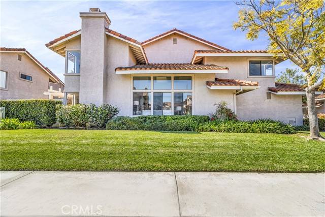 9792 Hampton Court, Fountain Valley, CA 92708