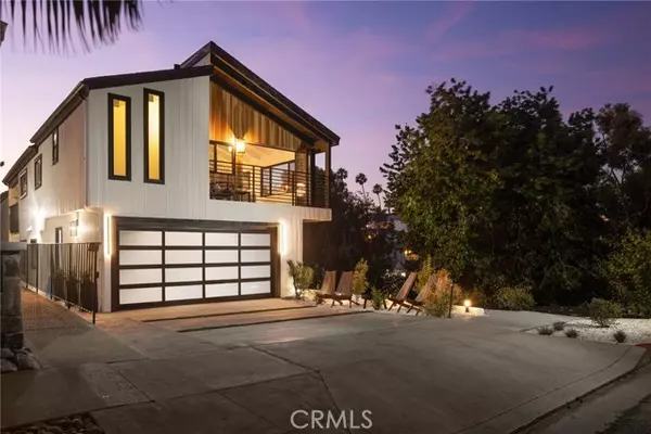 319 Heliotrope Avenue, Corona Del Mar, CA 92625