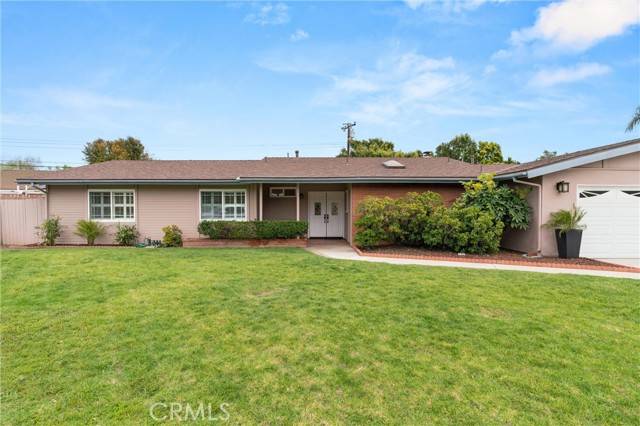 14092 Cameron Lane, Santa Ana, CA 92705