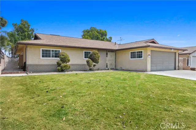 9783 Encina, Bloomington, CA 92316