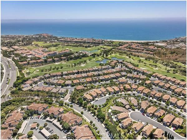 Dana Point, CA 92629,20 Corniche Drive #H