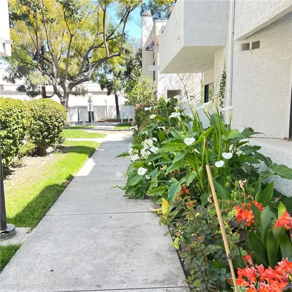 Baldwin Park, CA 91706,654 Park Shadow Court