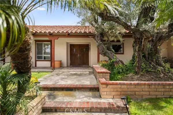 North Tustin, CA 92705,13642 Dall Lane