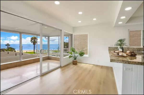 Laguna Beach, CA 92651,251 Lower Cliff Drive #11