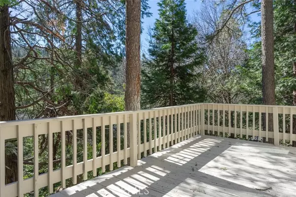 Crestline, CA 92325,850 Deer Trail