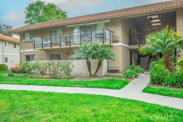 Laguna Woods, CA 92637,2250 Via Mariposa E #B