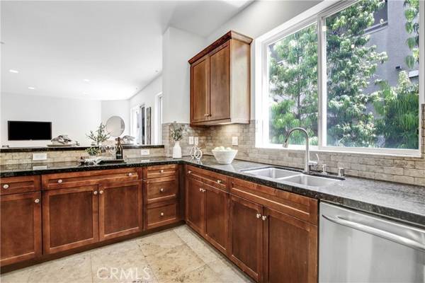 Studio City, CA 91604,11851 Laurelwood Drive #103