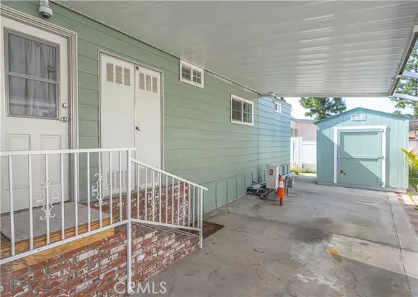 Stanton, CA 90680,11250 Beach Blvd #11