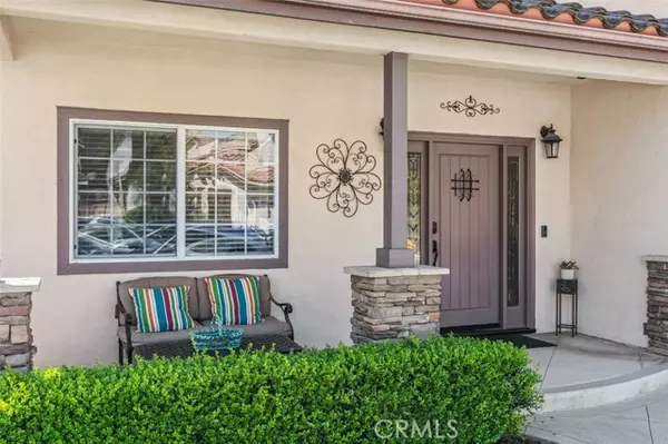 8 Las Castanetas, Rancho Santa Margarita, CA 92688