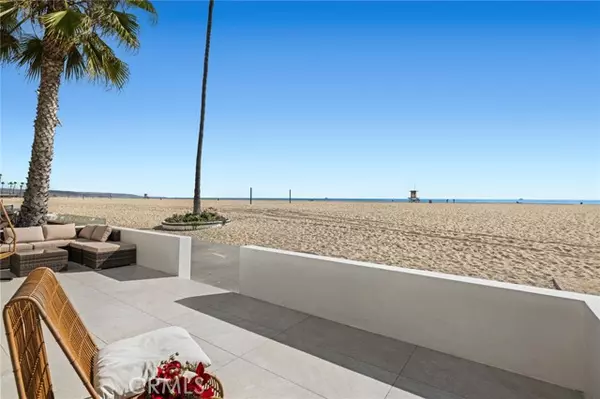 Newport Beach, CA 92663,1628 W Oceanfront