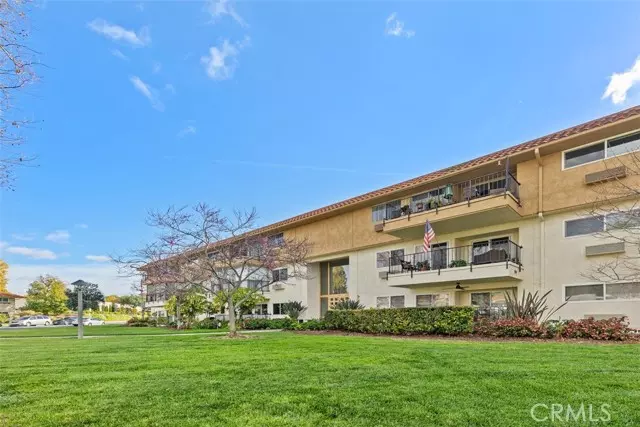 2394 Via Mariposa W. Unit 2F, Laguna Woods, CA 92637