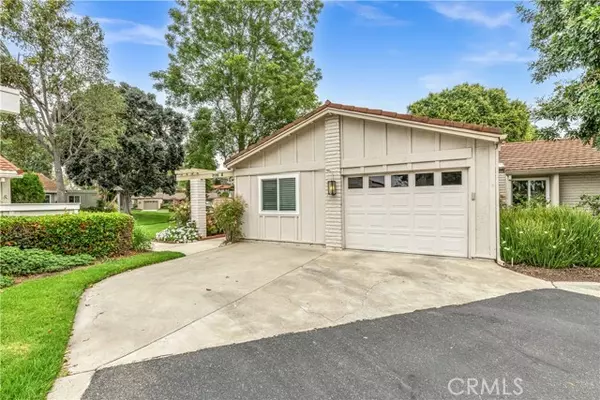 Laguna Woods, CA 92637,3139 Via Vista #A