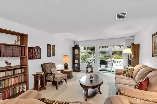 Laguna Woods, CA 92637,3139 Via Vista #A