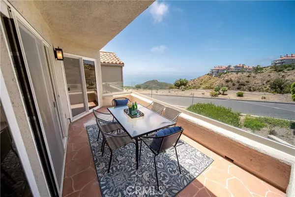 Laguna Niguel, CA 92677,1 Saint Maxime