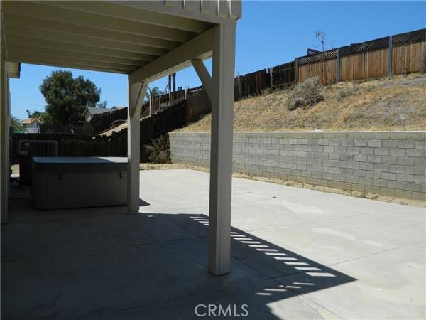 22420 Shore View Court, Wildomar, CA 92595