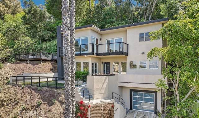 3600 Multiview Drive, Los Angeles, CA 90068