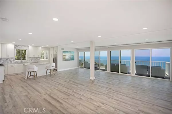 Laguna Beach, CA 92651,32091 Virginia Way