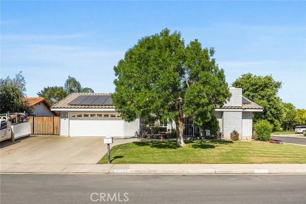 2004 Glenmont Drive, Bakersfield, CA 93309