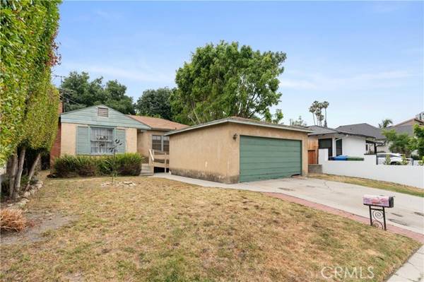 10760 Sarah Street, North Hollywood, CA 91602