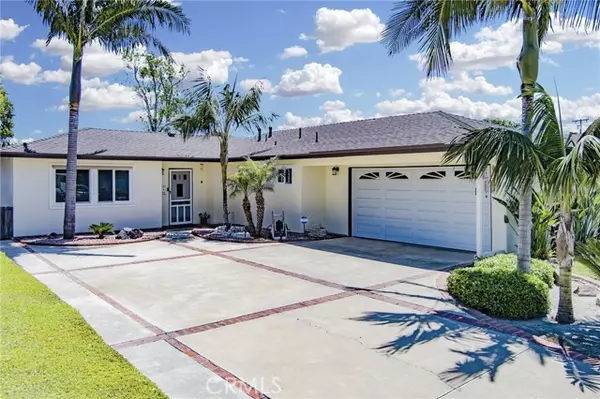 Huntington Beach, CA 92647,16182 Howland Lane