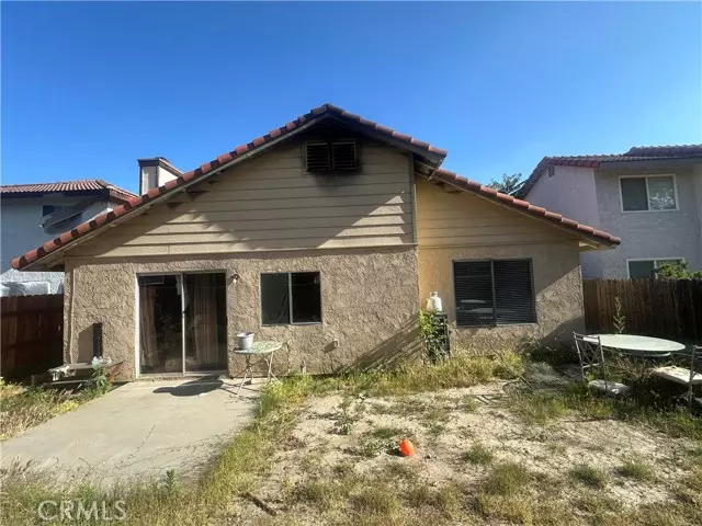 1254 W Van Koevering Street, Rialto, CA 92376