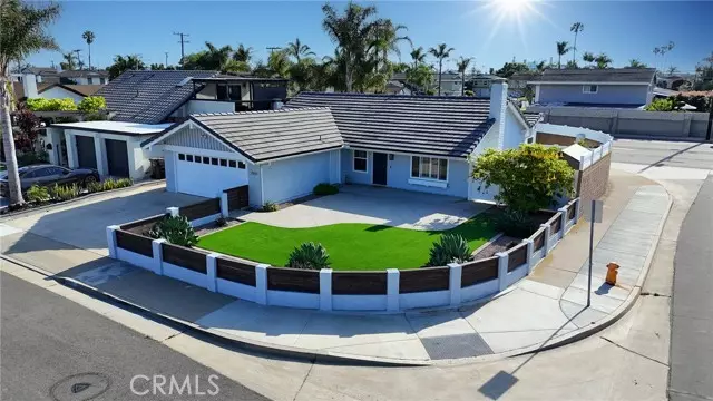 21651 Hilaria Circle, Huntington Beach, CA 92646