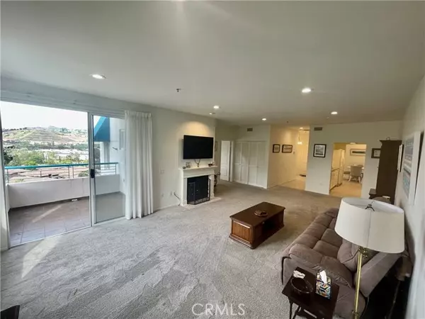 Dana Point, CA 92629,25442 Sea Bluffs Drive #204