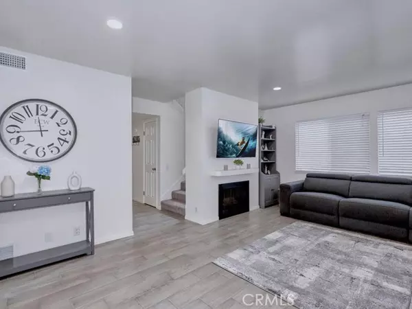 Mission Viejo, CA 92691,27415 Sereno