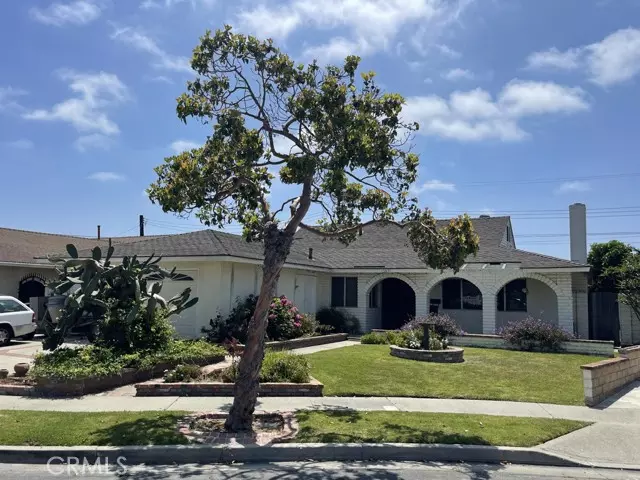 Huntington Beach, CA 92647,15631 Plymouth Lane