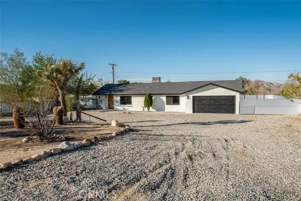 Joshua Tree, CA 92252,60468 Latham Trail