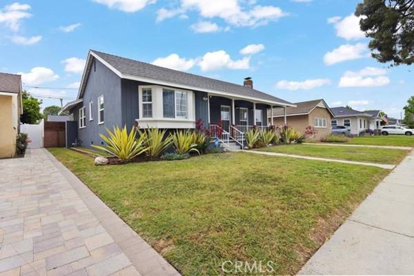 3486 Ladoga Avenue, Long Beach, CA 90808