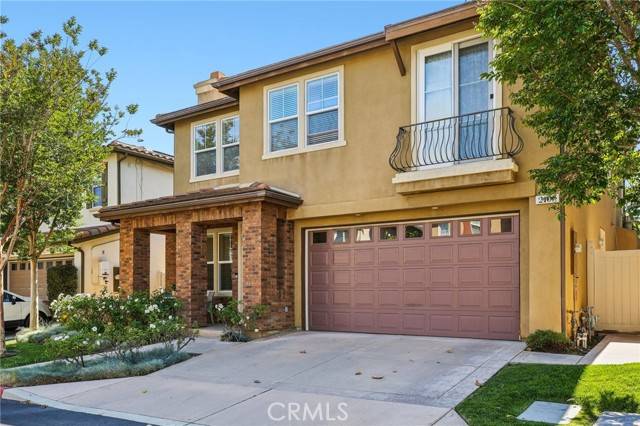 2107 Canyon Circle, Costa Mesa, CA 92627