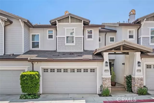 Yorba Linda, CA 92886,18614 Front Nine Way