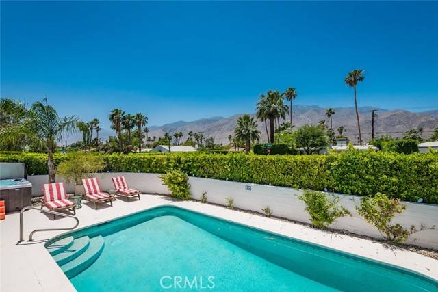 600 N Plaza Amigo, Palm Springs, CA 92262