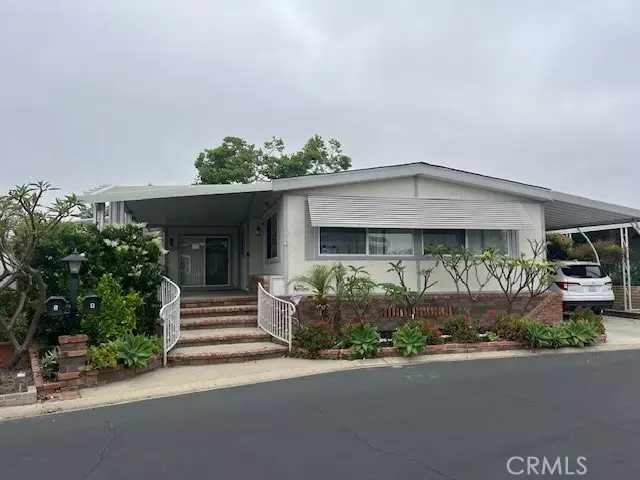 Lake Forest, CA 92630,24701 Raymond #4