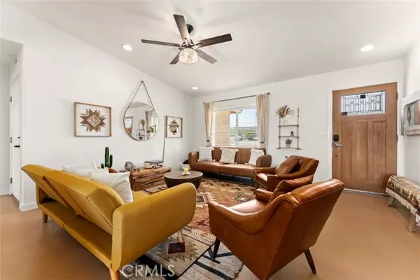 Joshua Tree, CA 92252,4853 Avenida La Candela