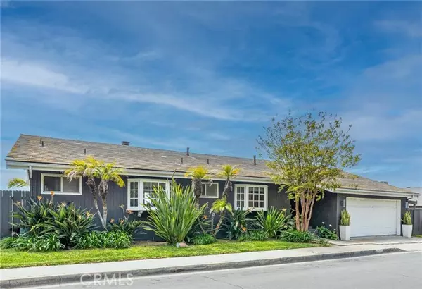 1665 Tahiti Avenue, Laguna Beach, CA 92651