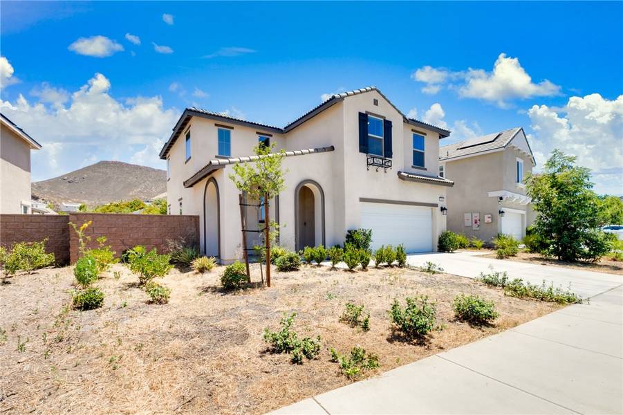 3260 Malibu Creek Drive, Jurupa Valley, CA 92509