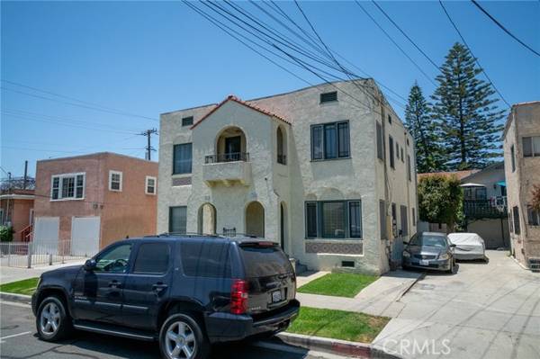 761 Walnut Avenue, Long Beach, CA 90813