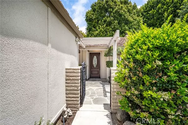 Laguna Woods, CA 92637,3139 Via Vista #C