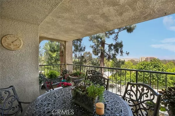 Laguna Woods, CA 92637,3241 San Amadeo #2A