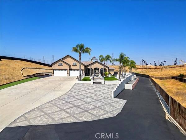 Bakersfield, CA 93308,5059 N Hills Drive