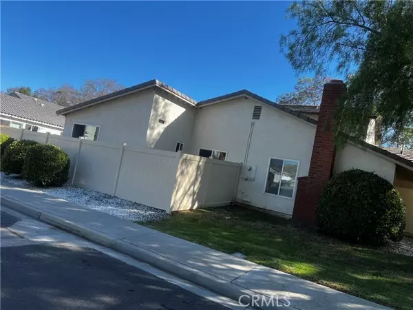 Irvine, CA 92606,3832 Faulkner Court