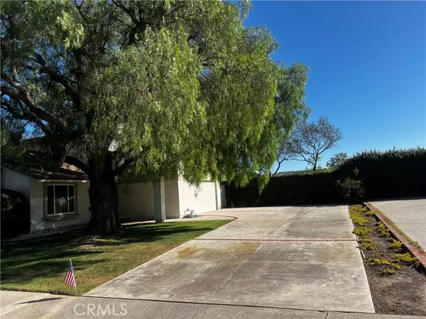 Irvine, CA 92606,3832 Faulkner Court