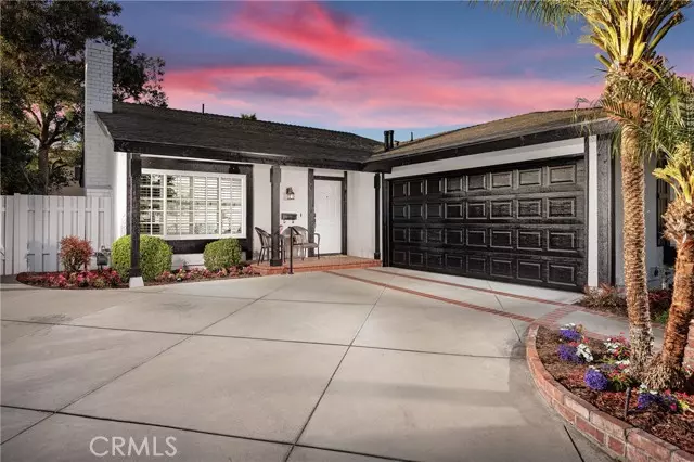 6571 Kirklund Circle, Huntington Beach, CA 92647