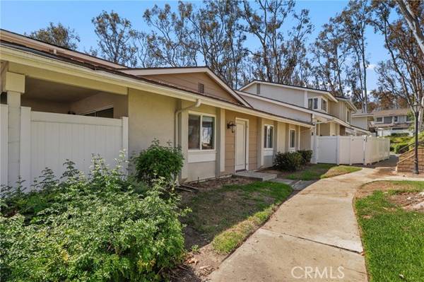 2403 Coventry Circle #129, Fullerton, CA 92833