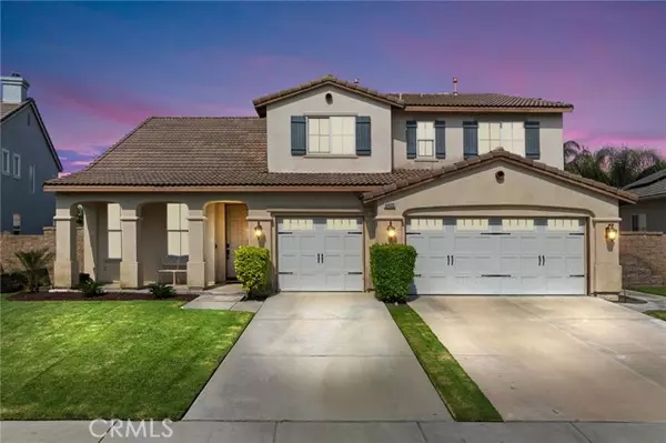 Eastvale, CA 92880,6435 Red Oak Drive