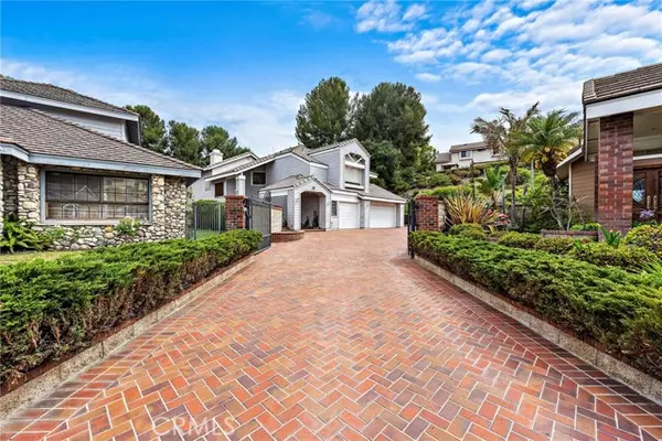 Mission Viejo, CA 92692,28641 Mill Pond