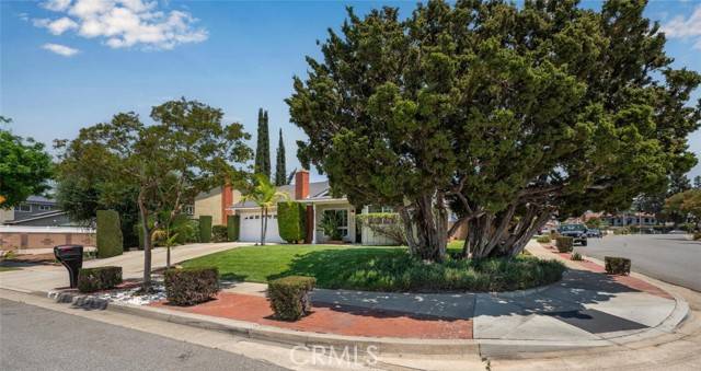 460 Pepper Tree Drive, Brea, CA 92821